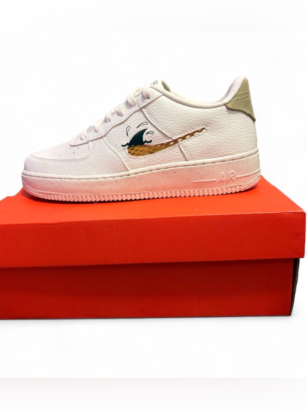 Nike Air Force 1 Low '07 LV8 Next Nature 'Sun Club - White Shark's Fin'